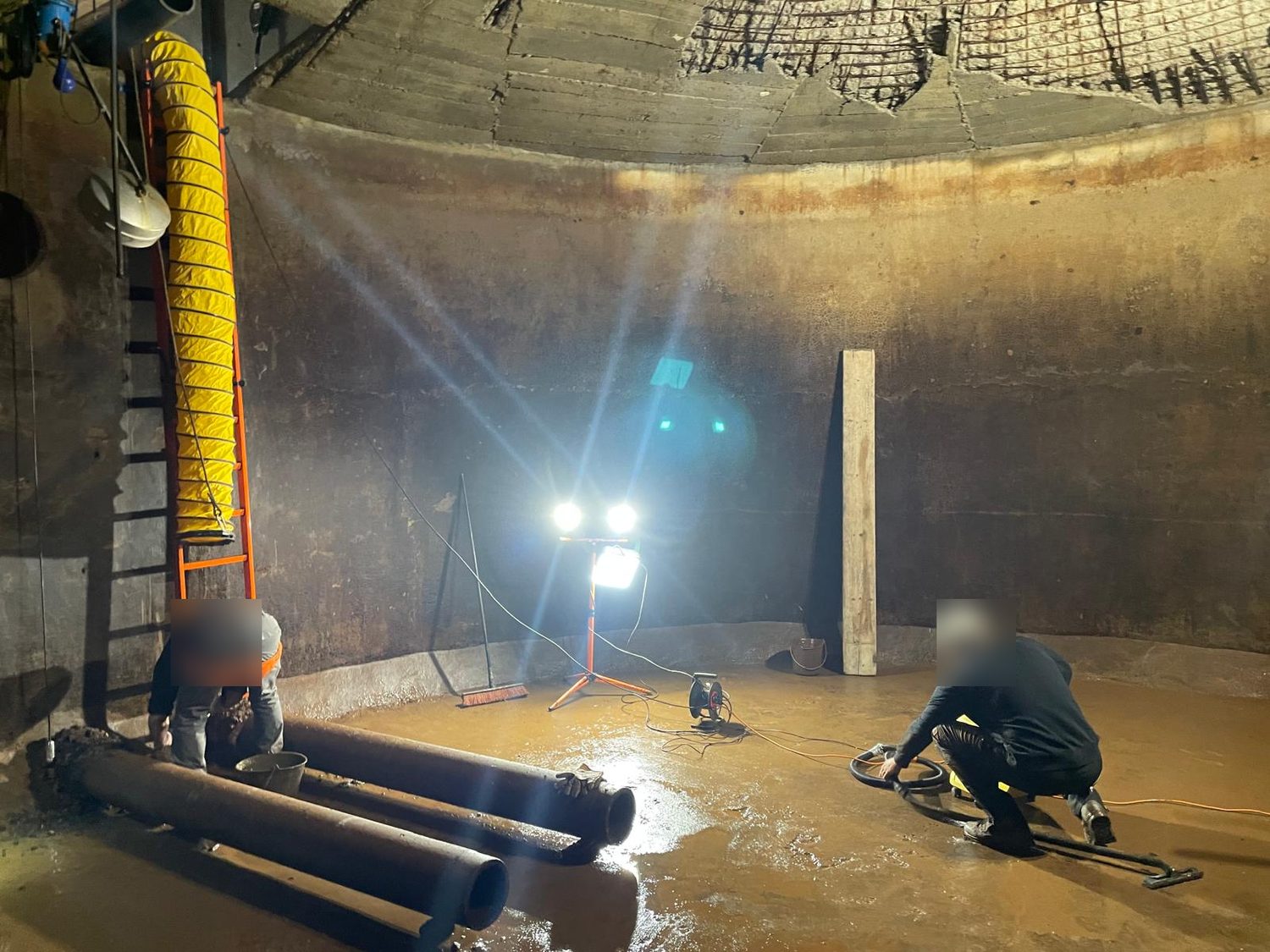 Rénovation de l'étanchéité d'un réservoir d'eau potable : cuvelage par les équipes SOTTEC